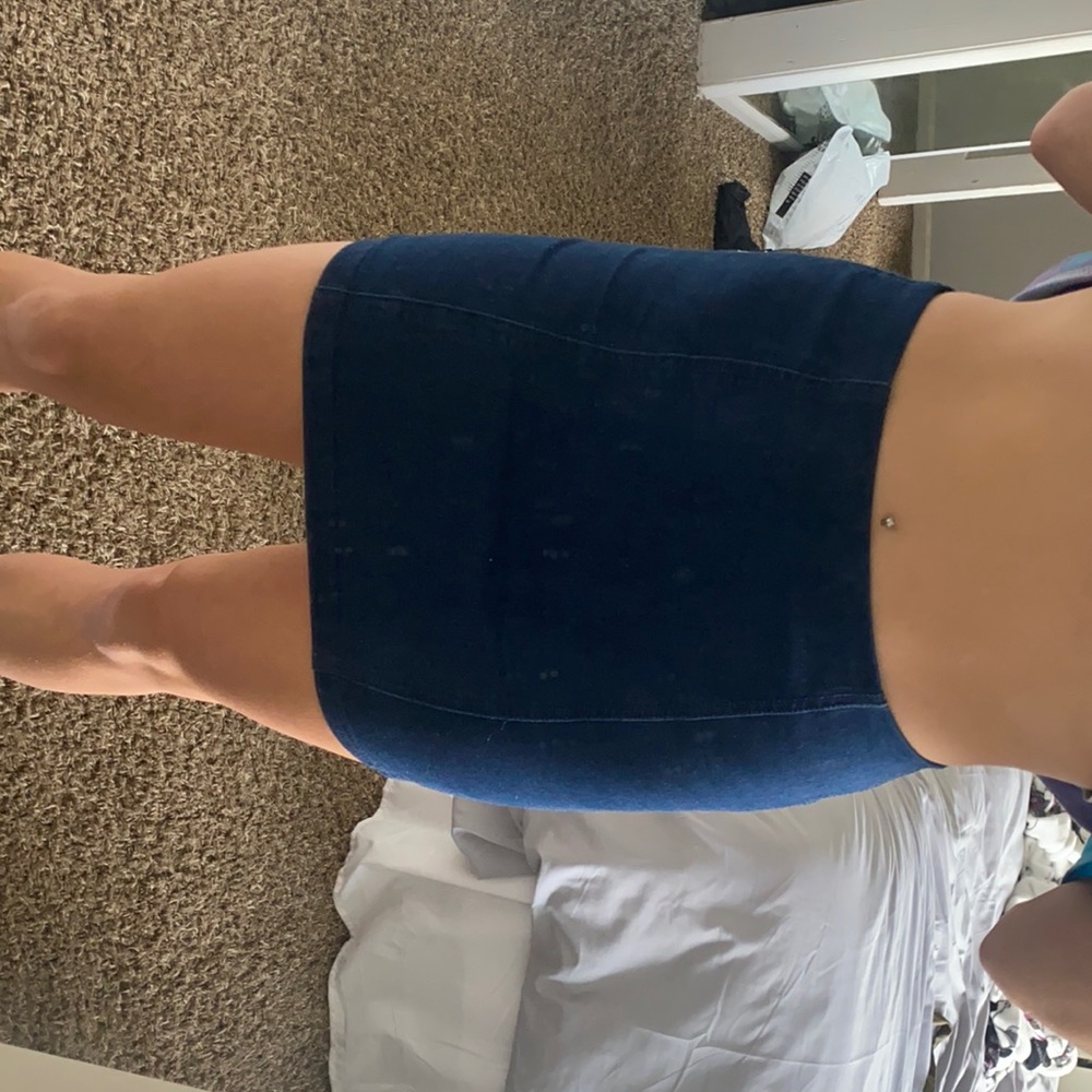 White Fawn XS blue denim skirt